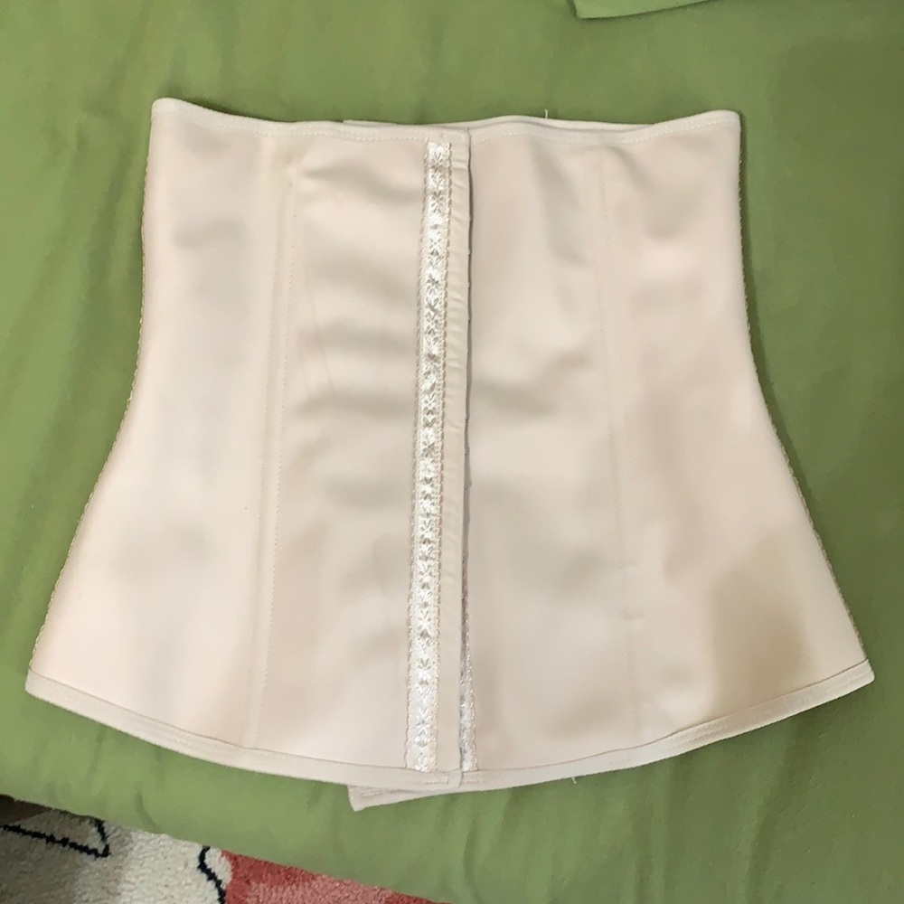 Nude waist trimmer xl